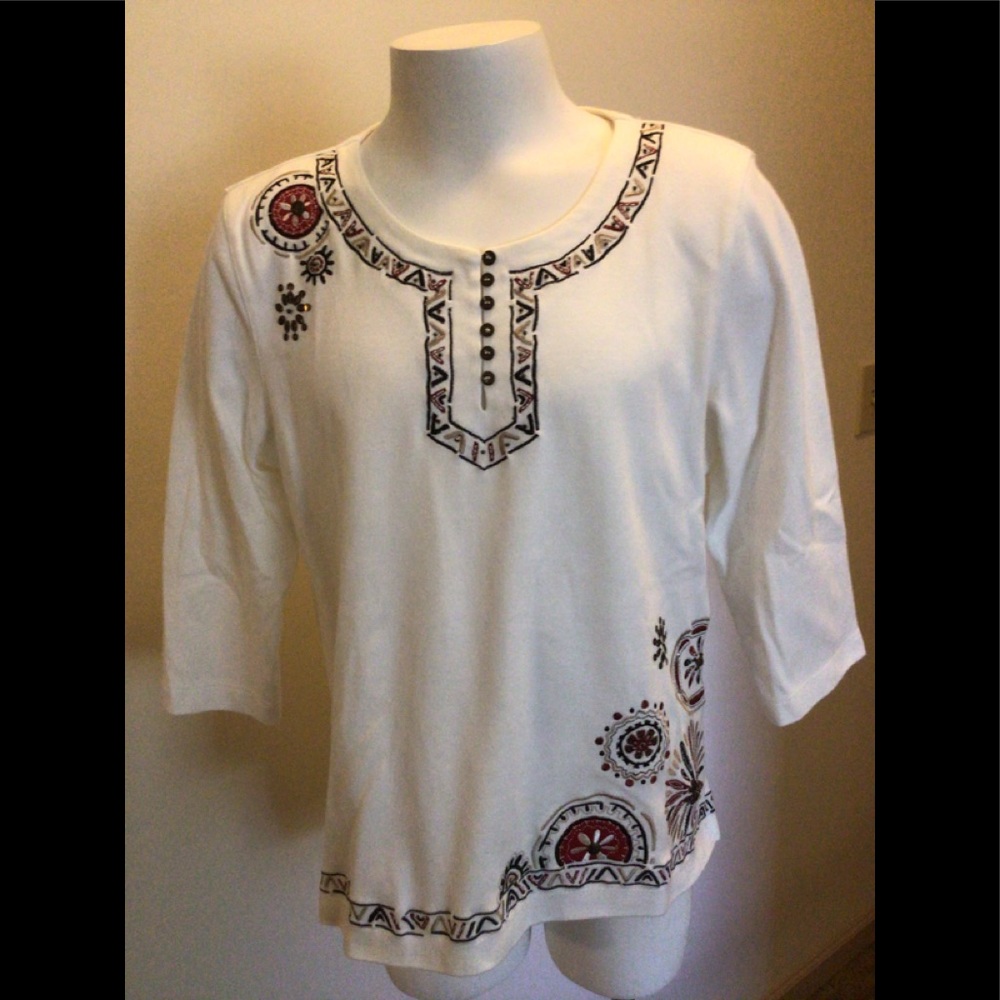 Alfred Dunner Petite White Top w Embroidery